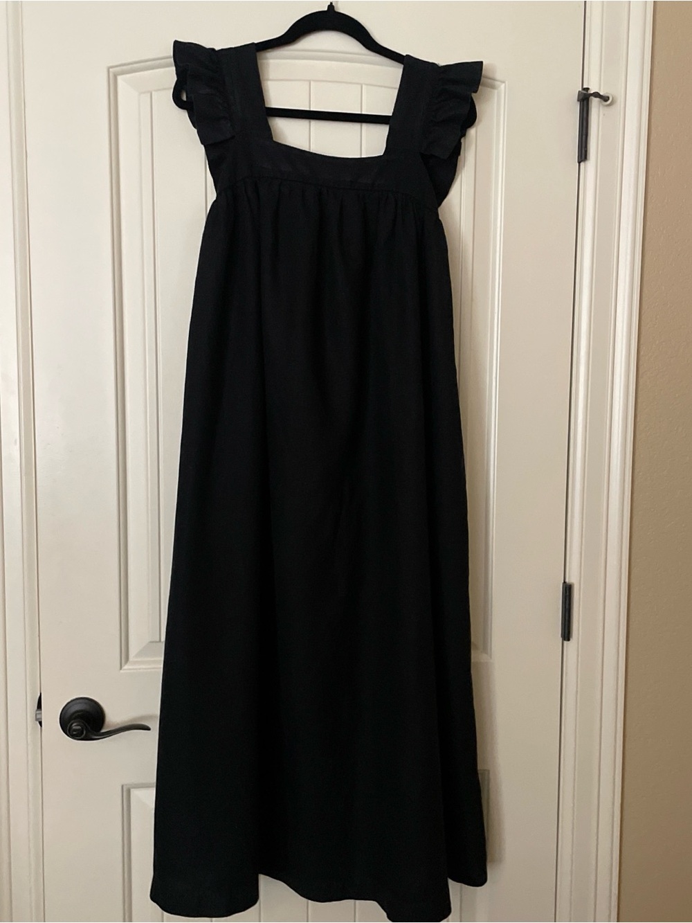 Black Ruffled Strap Maxi Dress